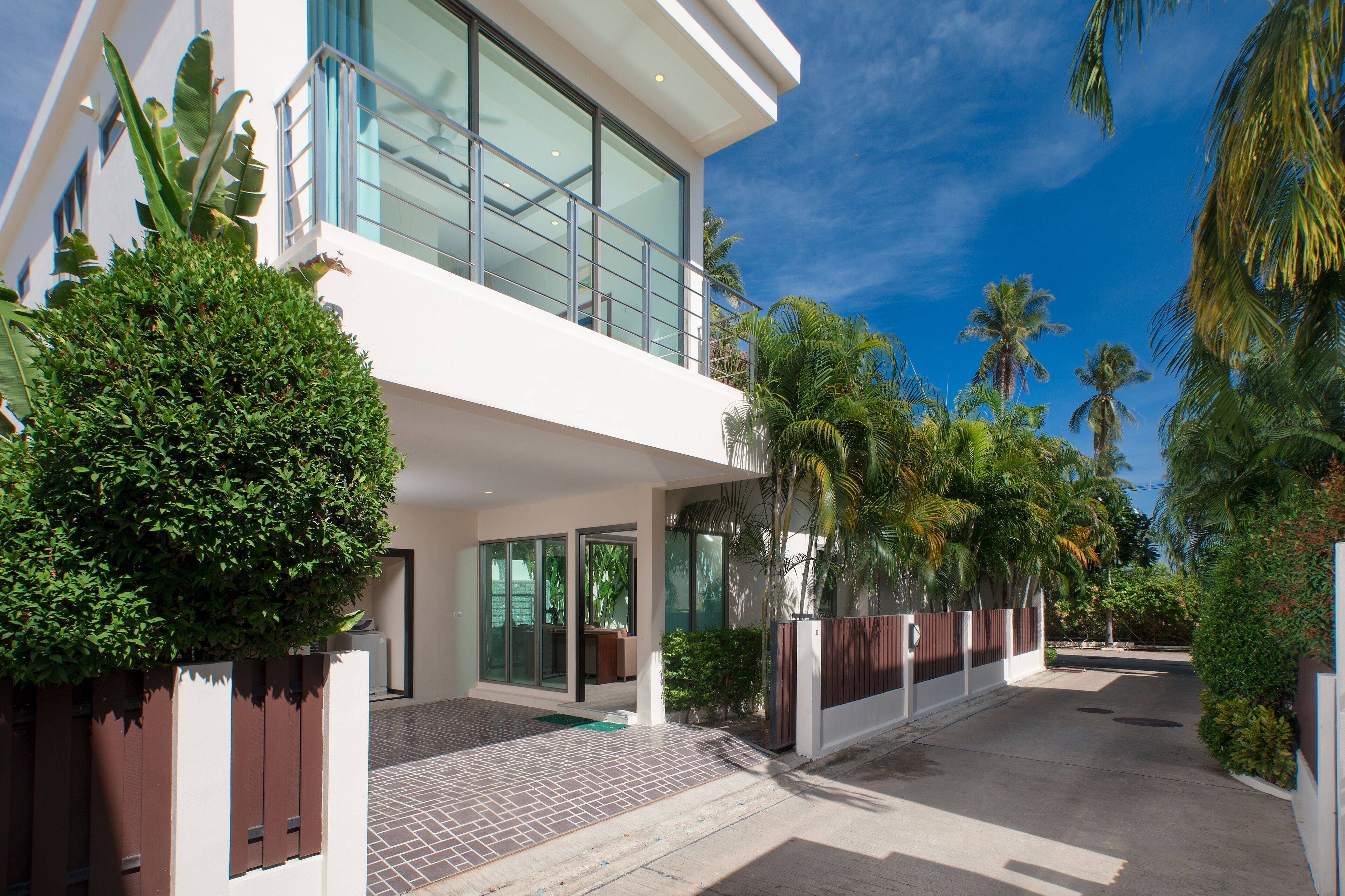 ด้านหน้าที่พัก