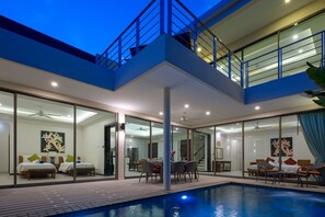Standard Villa | Front of property – evening/night