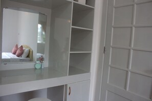 别墅, 4 间卧室 (Des Ami 1) | 1 多间卧室、迷你吧、办公桌、笔记本电脑工作区