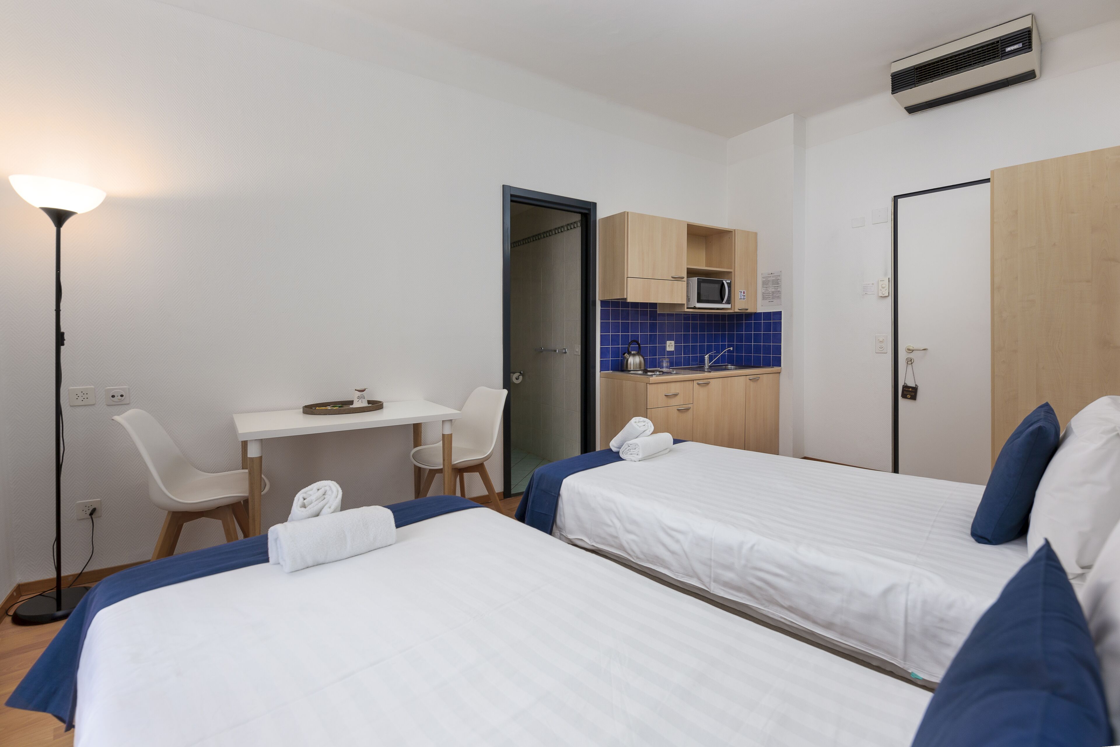 Classic-værelse med dobbeltseng eller 2 enkeltsenge - 1 soveværelse - balkon | Allergivenligt sengetøj, pengeskab på værelset, mørklægningsgardiner