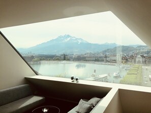 City Apartment, 3 Bedrooms, Lake View, Lakeside | View from room