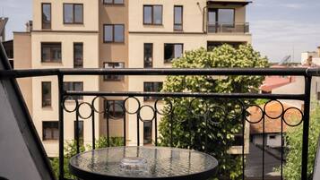 Attico Superior, 2 camere da letto, camere comunicanti, vista fiume | Terrazza/patio