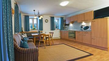 Classic Apartment, 1 Bedroom, Kitchenette, Mountain View (Untersberg) | Private kitchen | Electric kettle, highchair