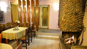 Dining - The English Guest House (Ruse)