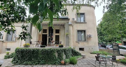 The English Guest House
