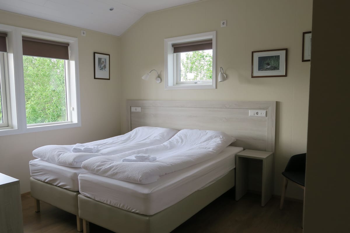 Camera con letto matrimoniale o 2 letti singoli, bagno privato, edificio separato (Room 5) | Una scrivania, culle/letti per bambini (a pagamento), Wi-Fi gratuito