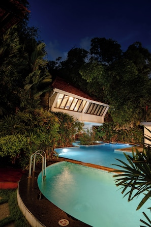 Unclassified image, 2 of 74, button - Nihara Resort And Spa (Kanayannur)