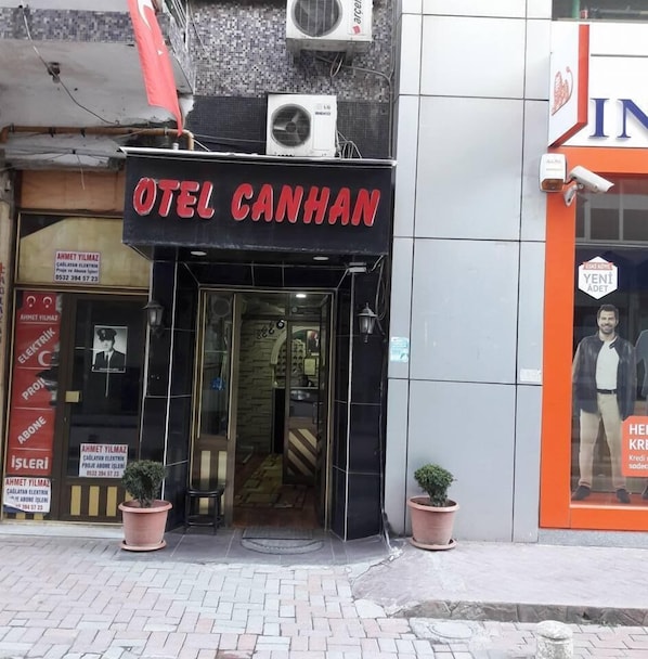 Entrada al alojamiento