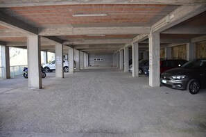 Parken ohne Service (kostenlos)