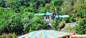 Damyanti Hotel And Resort