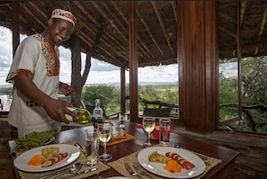 Breakfast, lunch and dinner served  - Serengeti Simba Lodge (Serengeti)