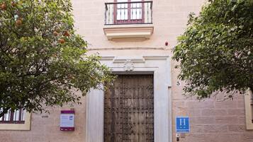 Entrada al alojamiento