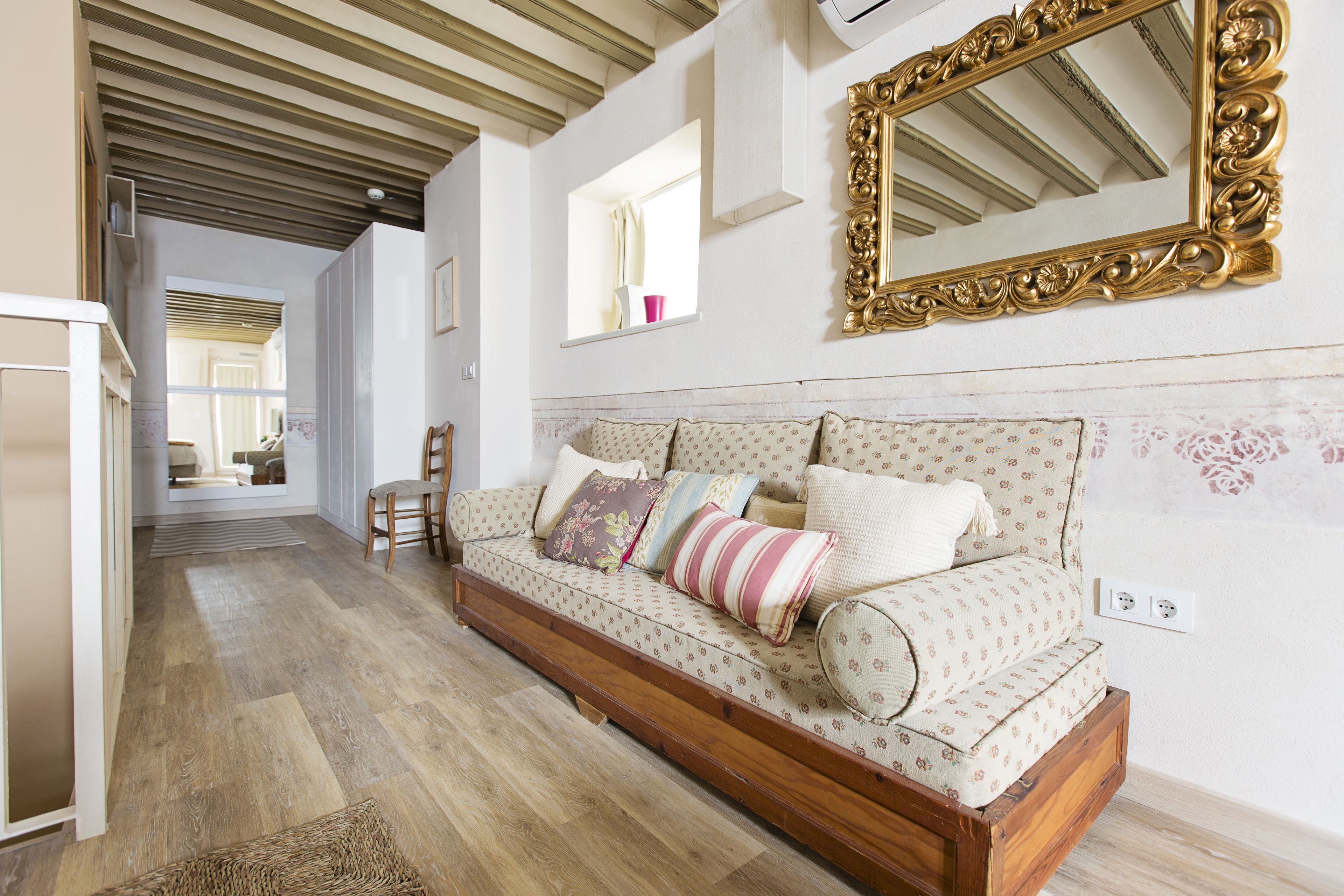 duplex | 1 bedroom, soundproofing, iron/ironing board, free wifi