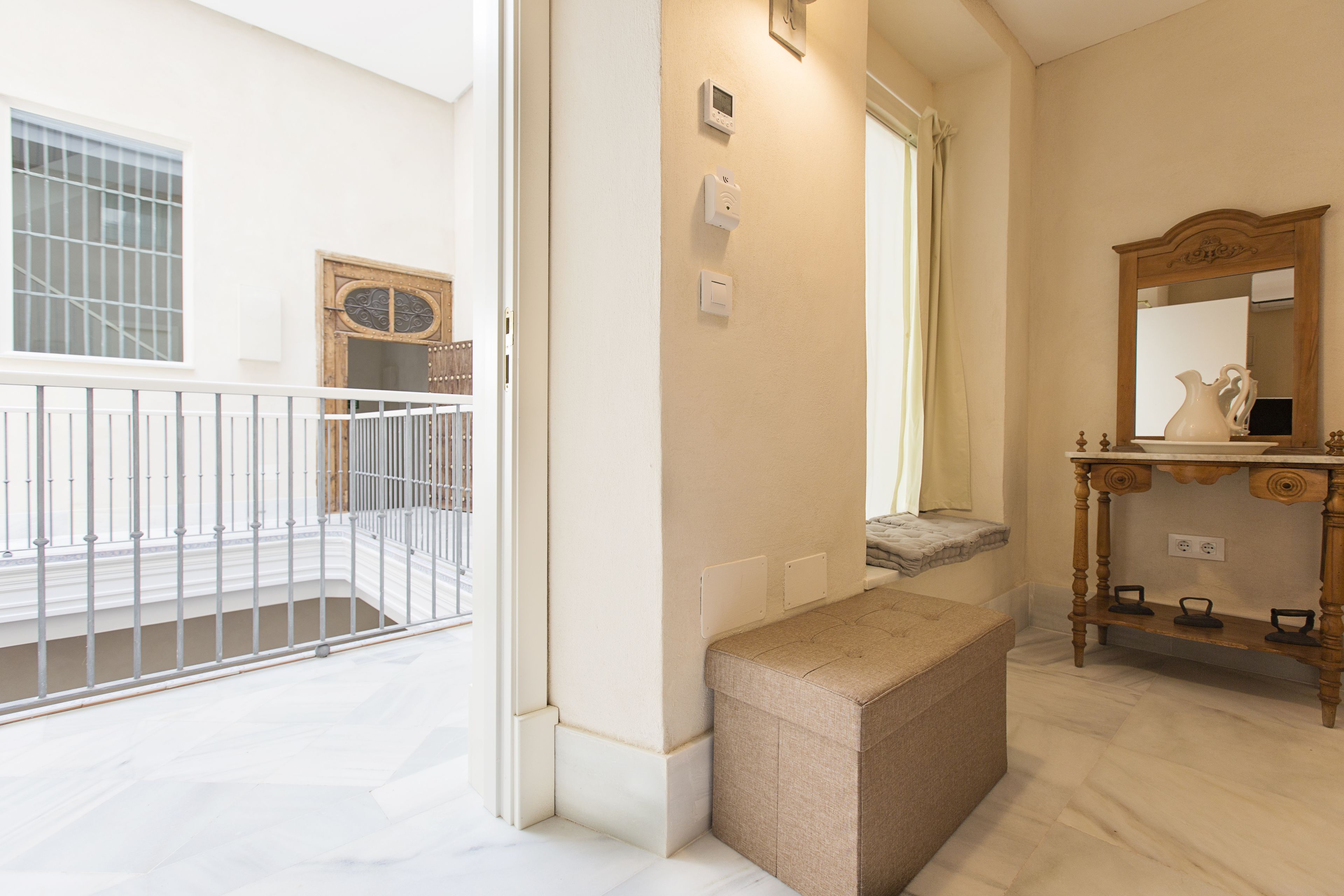 double room | 1 bedroom, soundproofing, iron/ironing board, free wifi