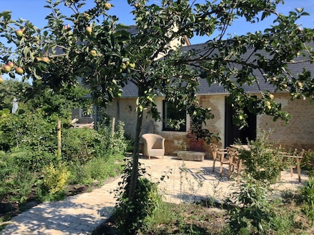 View from property. Domaine du Lieu des Brocs