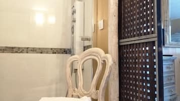 Family Suite, Ensuite, Garden View (Chambre 1) | Bathroom