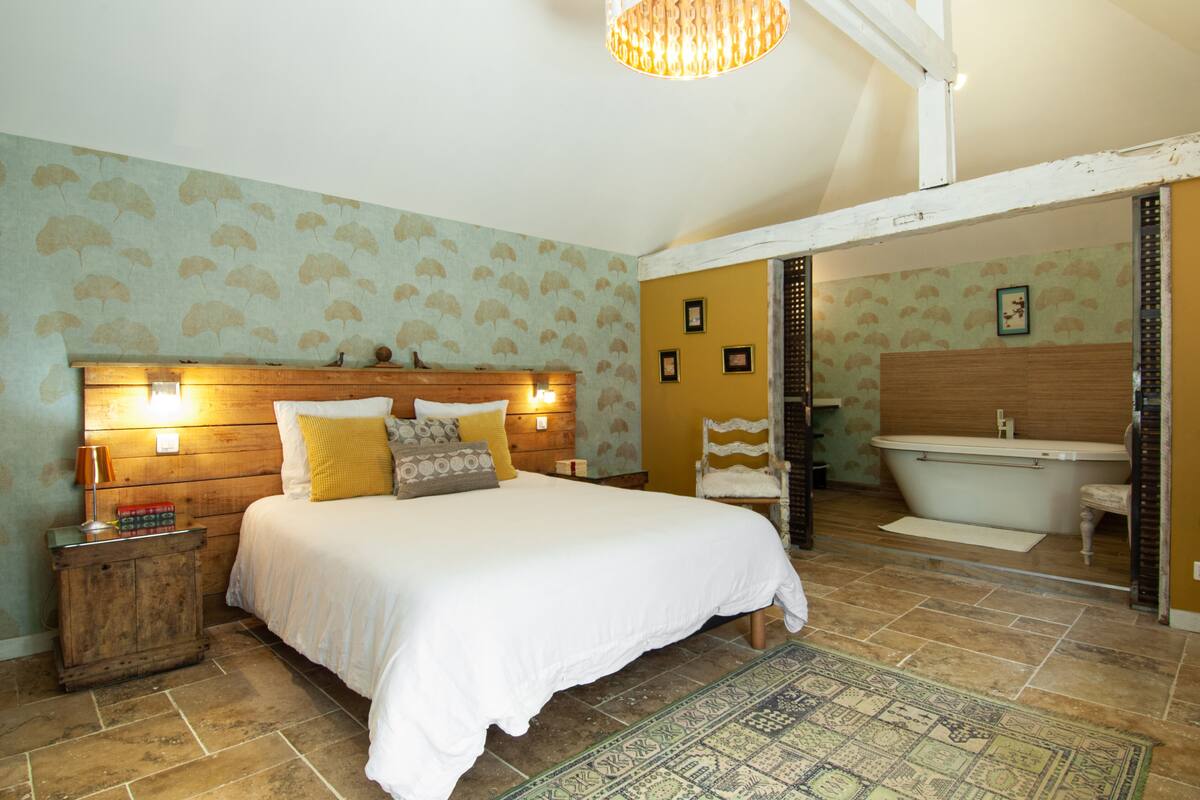 Familie suite, en-suite badkamer, uitzicht op tuin (Chambre 1)