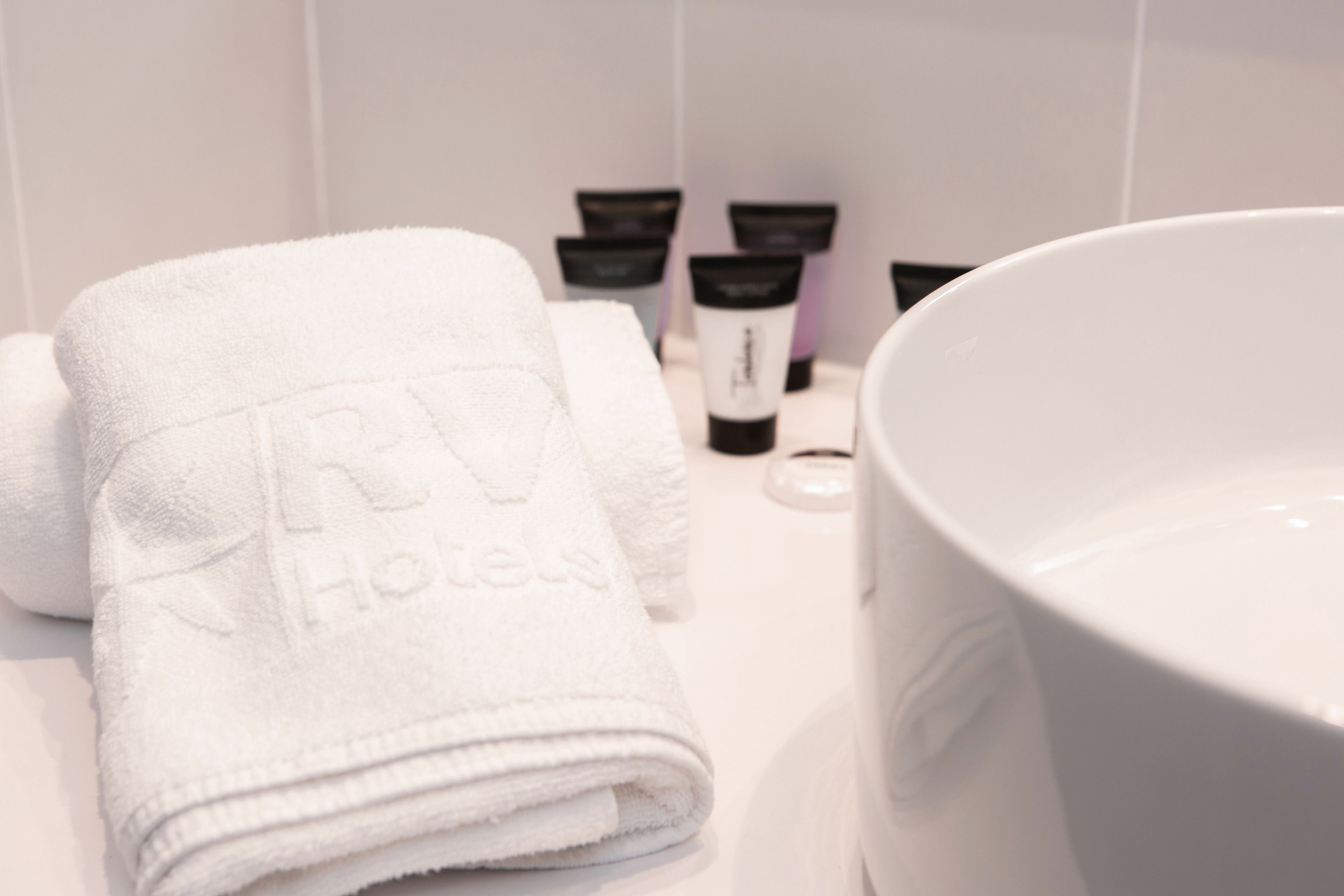 room, sea view (4 adults) | desk, free wifi, bed sheets