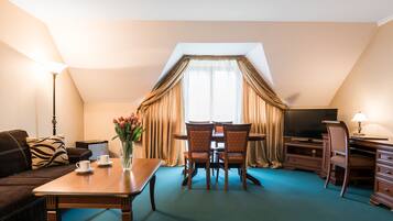 Studio | Desk, iron/ironing board, free WiFi, bed sheets