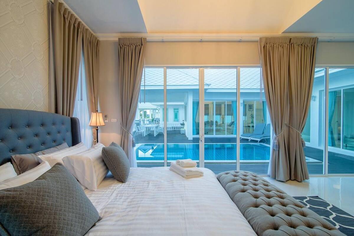 3 Bedrooms Private Pool Villa | 3 ห้องนอน, ผ้าม่านกันแสง, เปล/เตียงเด็กอ่อน, Wi-Fi ฟรี