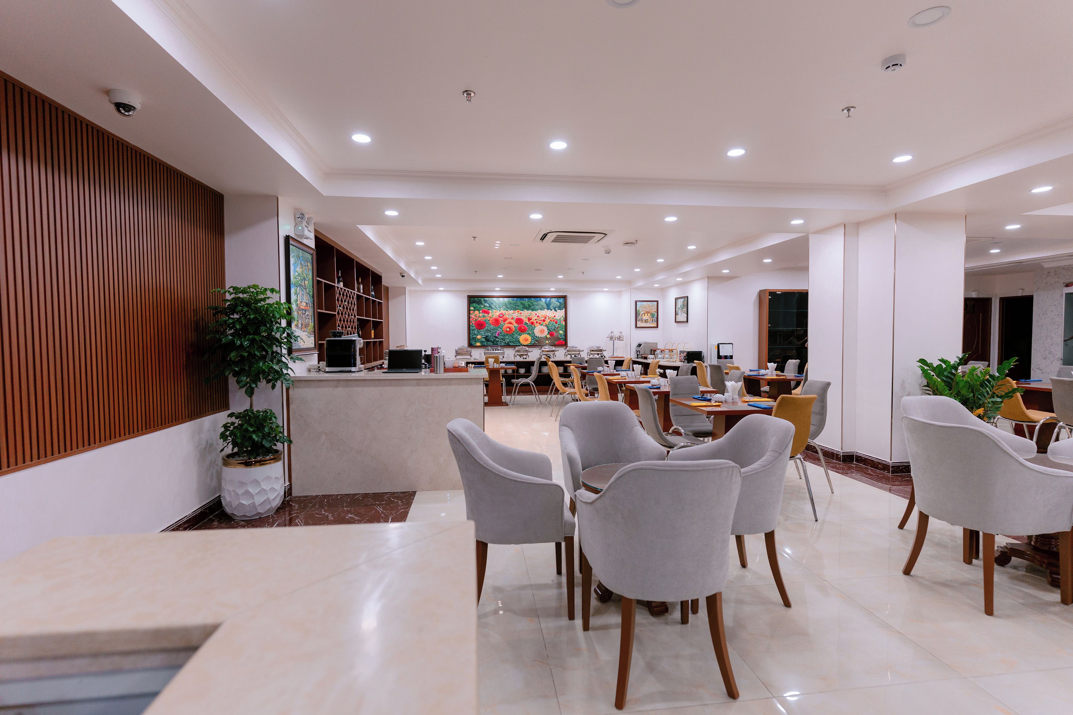 Photo - Dahlialand Saigon Hotel & Swimming Pool