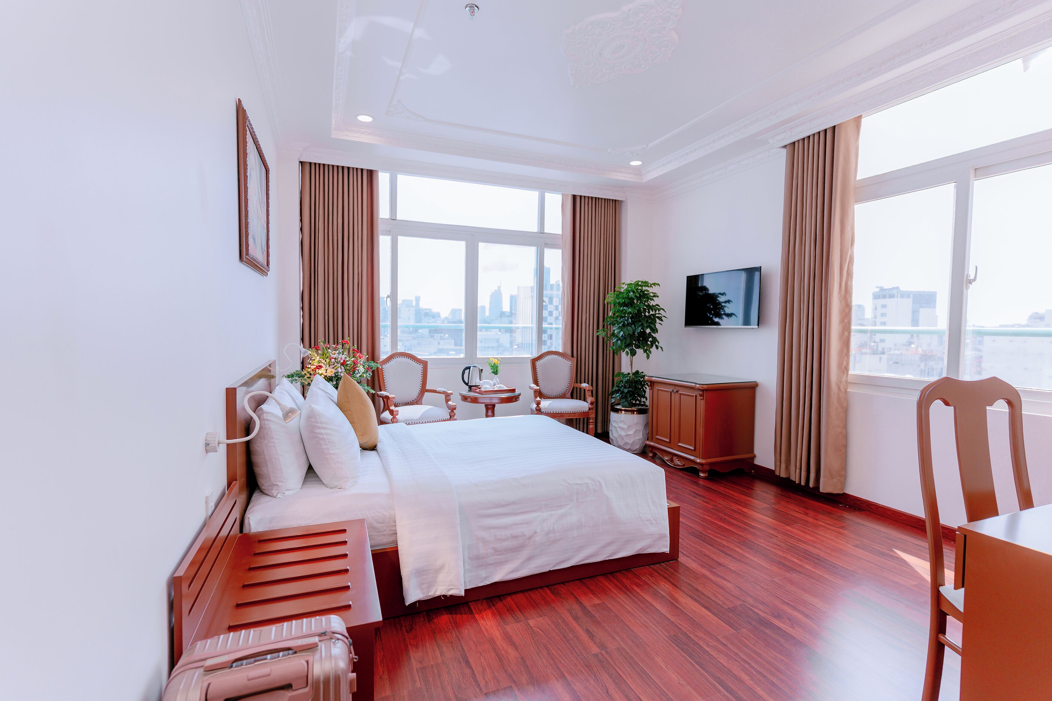 Photo - DAHLIALAND SAIGON HOTEL & SWIMMING PooL