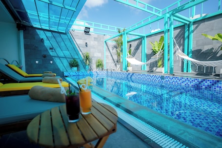 Rooftop pool