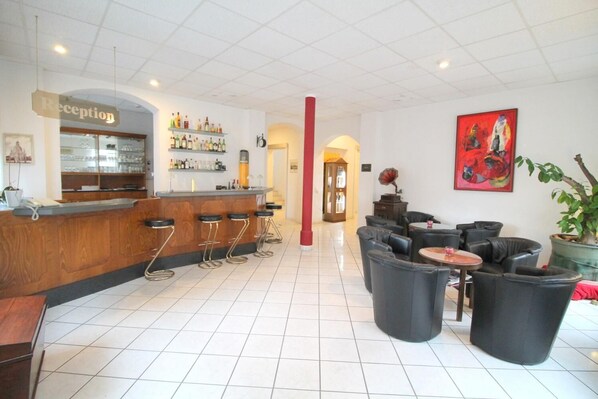 Bar (on property) - Hotel Burgk (Dresden)