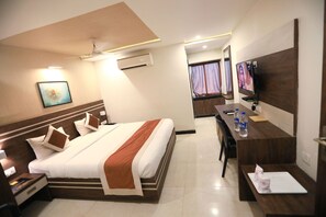 Minibar, in-room safe, desk, soundproofing - The Suncity (Bhubaneshwar)