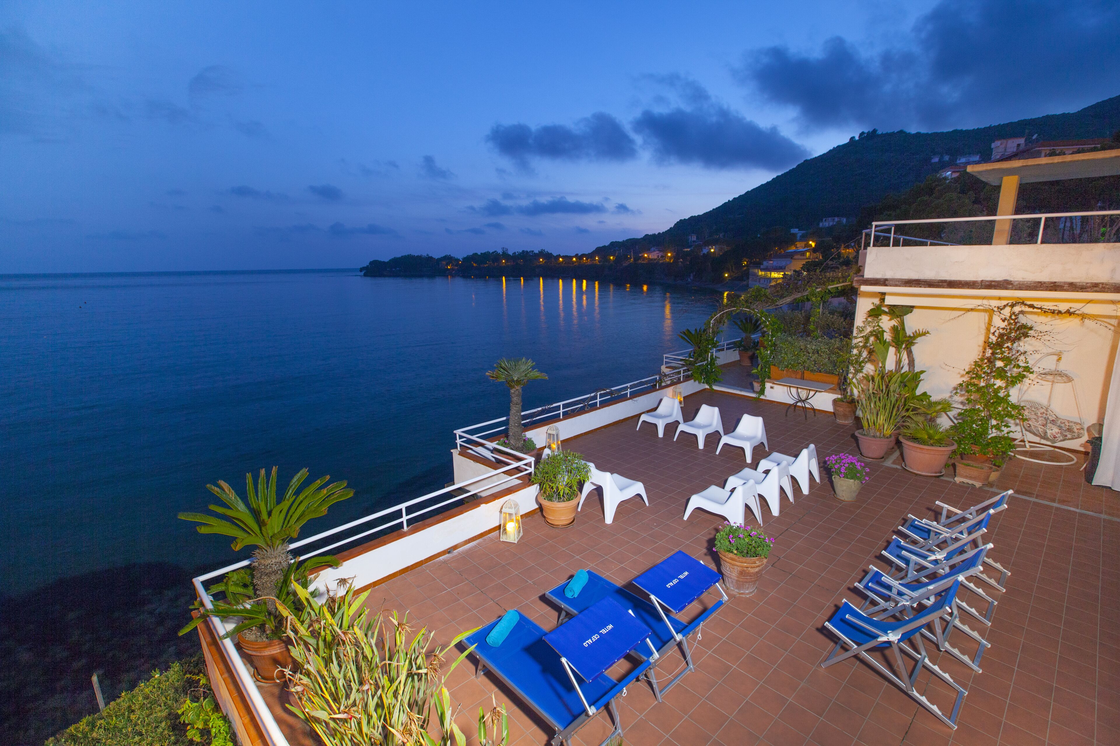 Classic Double Room, 1 Bedroom, Private Bathroom, Sea View | Exterior