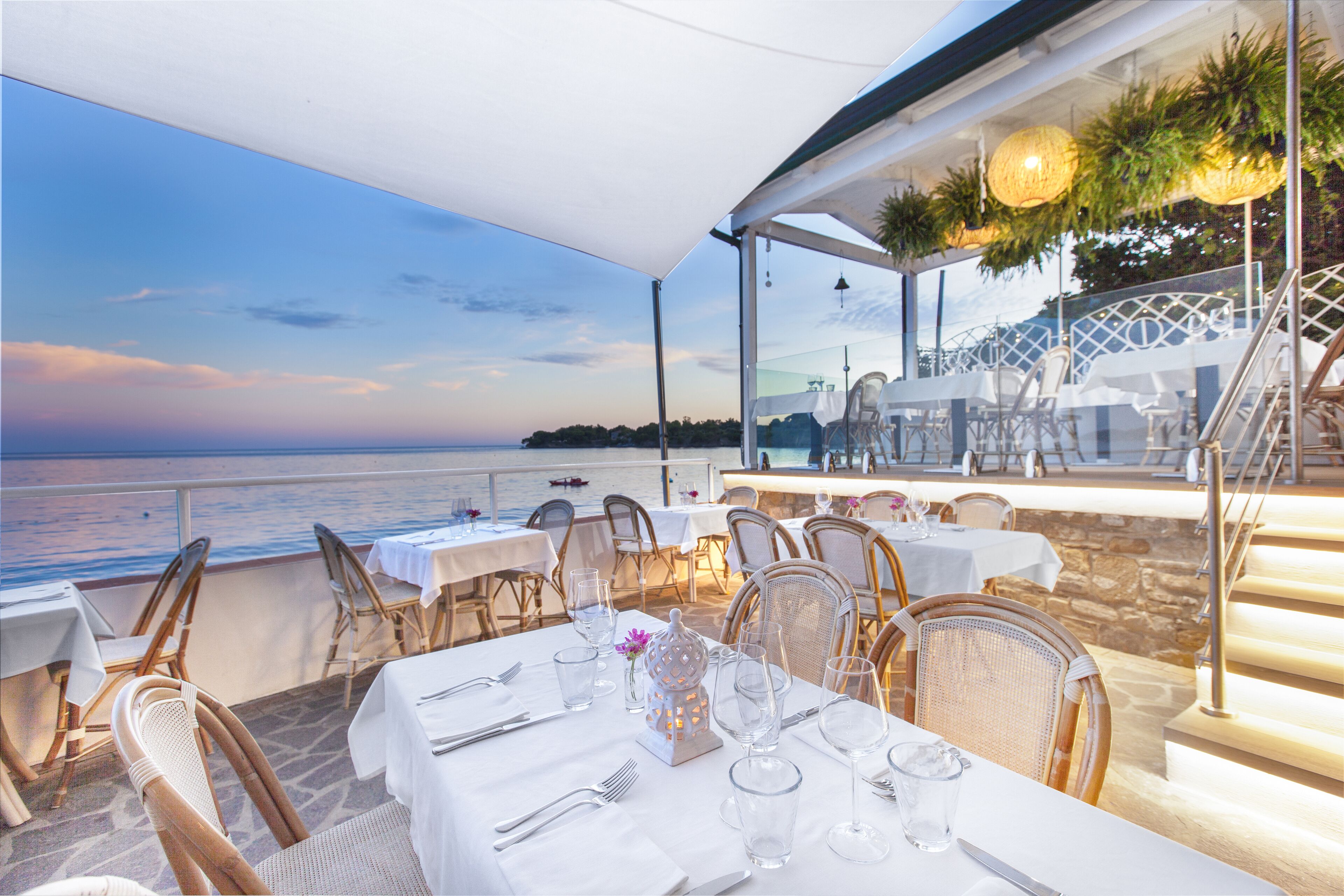 breakfast, lunch, dinner served; local cuisine, beach views