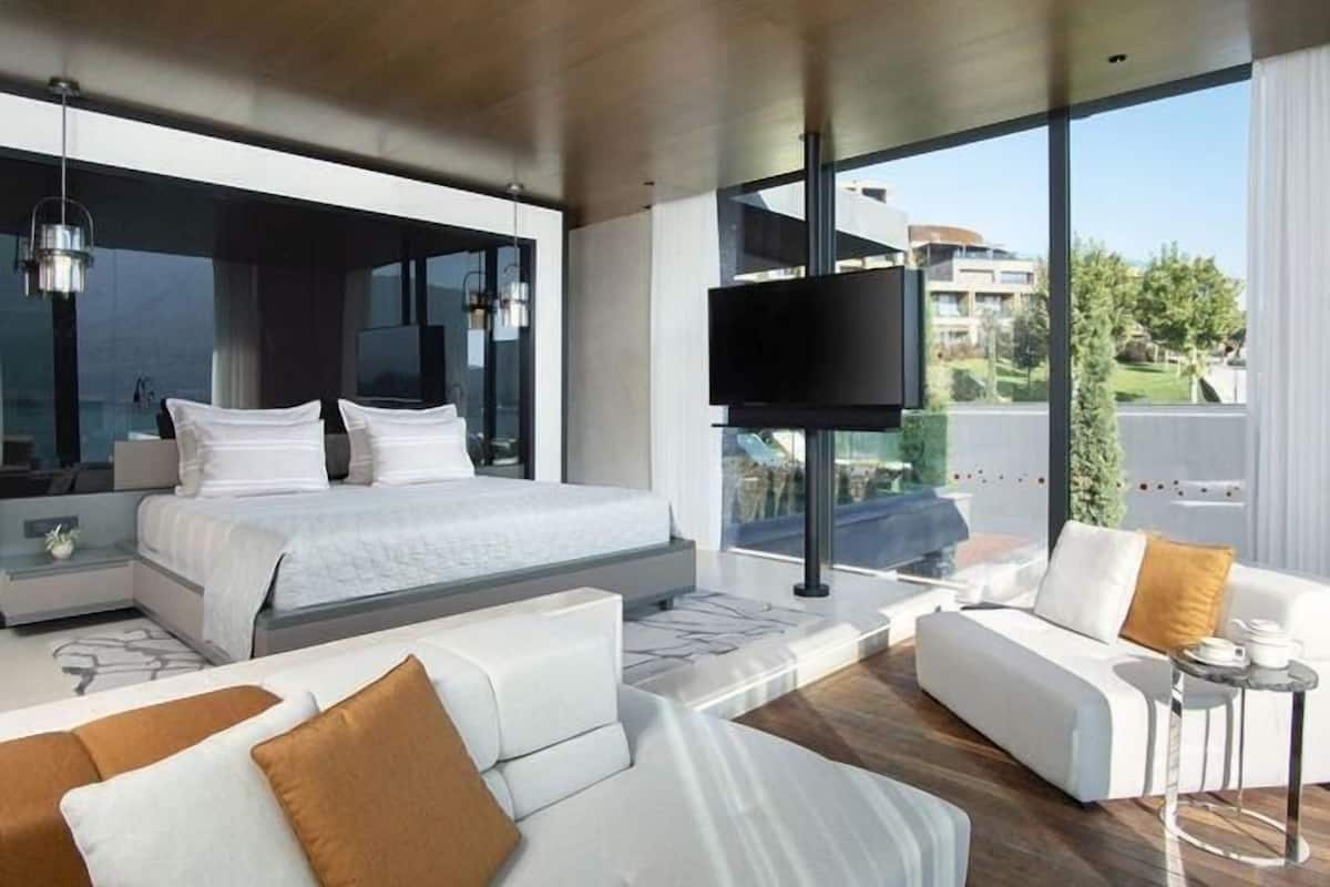 1 habitación, ropa de cama de alta calidad y colchones Tempur-Pedic