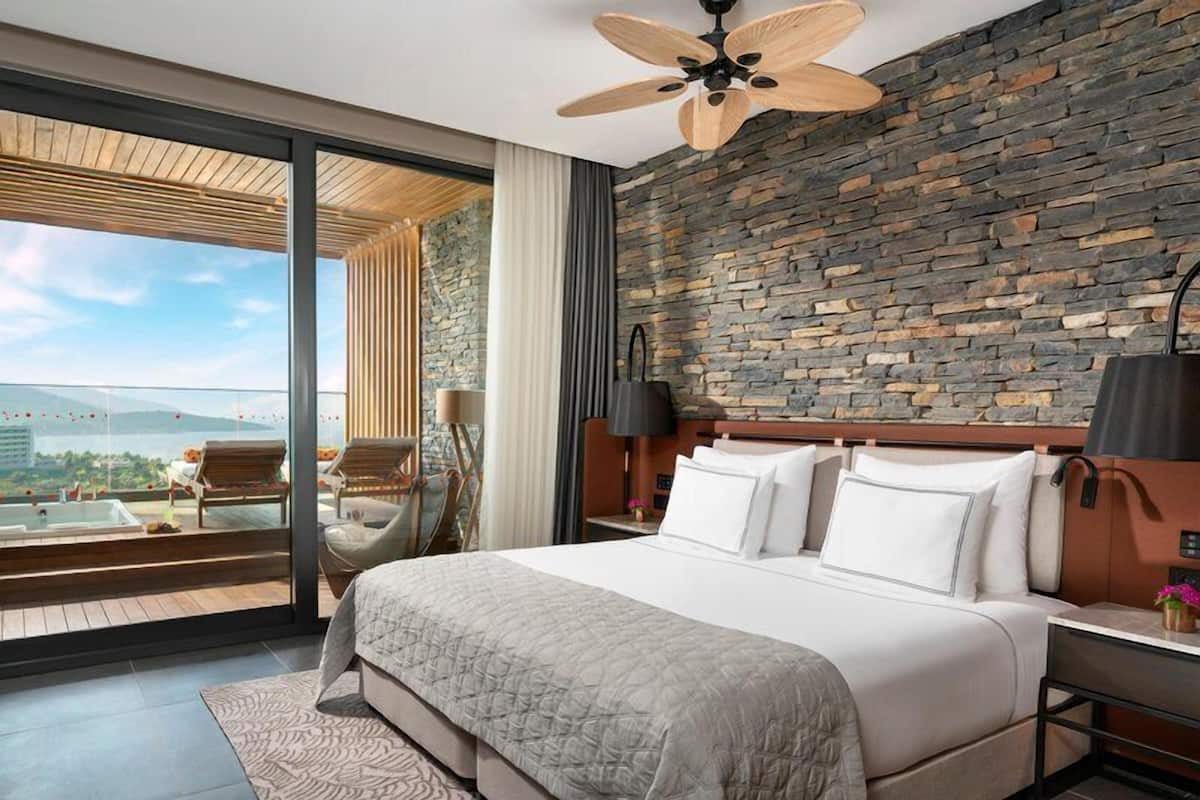 Family Corner Terrace Suite Sea View | Ropa de cama de alta calidad y camas Tempur-Pedic
