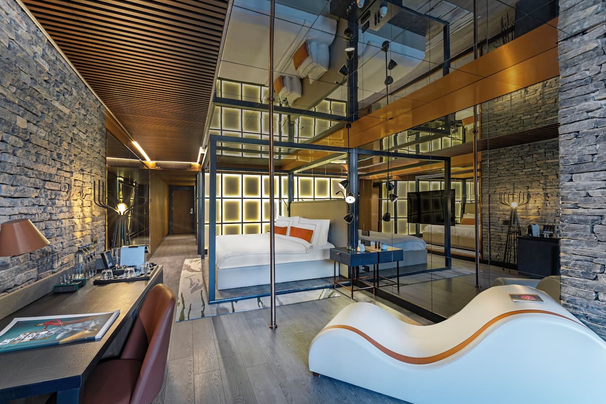 1 habitación, ropa de cama de alta calidad y colchones Tempur-Pedic