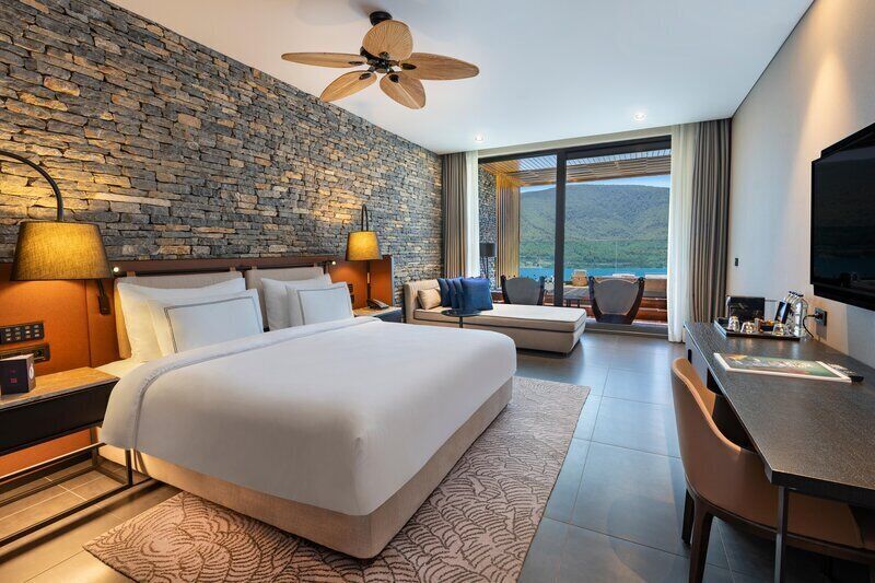 Terrace Room Sea View | Premium bedding, Tempur-Pedic beds, minibar (some free items)