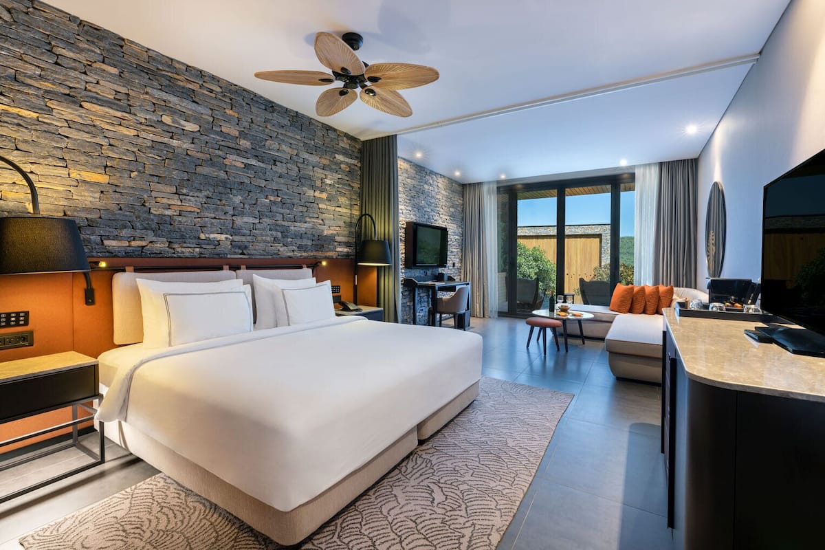 Laguna Deluxe Room Land View - Swim Up | Ropa de cama de alta calidad y camas Tempur-Pedic