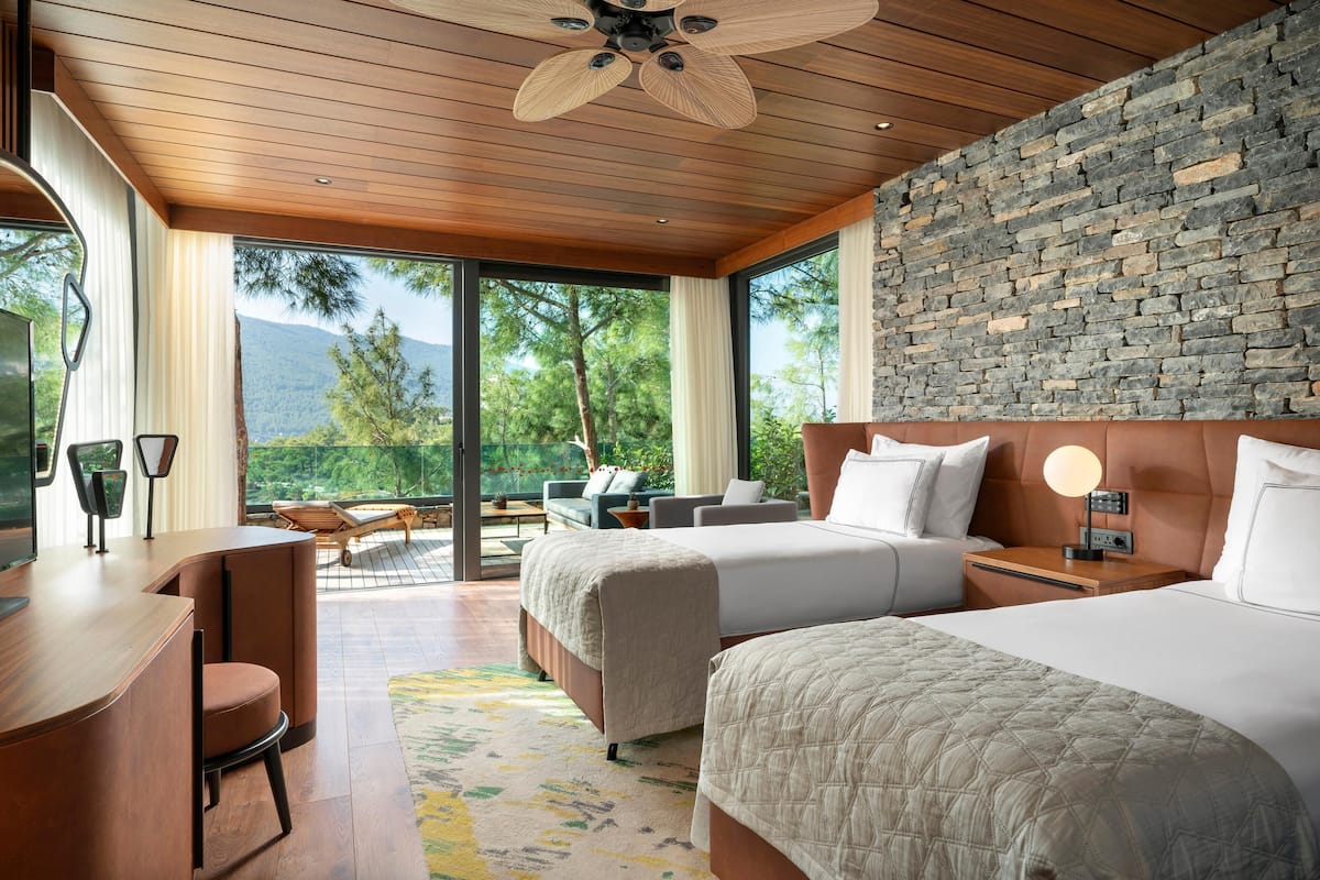 Forest Villa 3 Bedroom | 1 phòng ngủ, bộ đồ giường cao cấp, nệm Tempur-Pedic