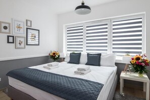 Sengetøy av topp kvalitet, safe på rommet og skrivebord