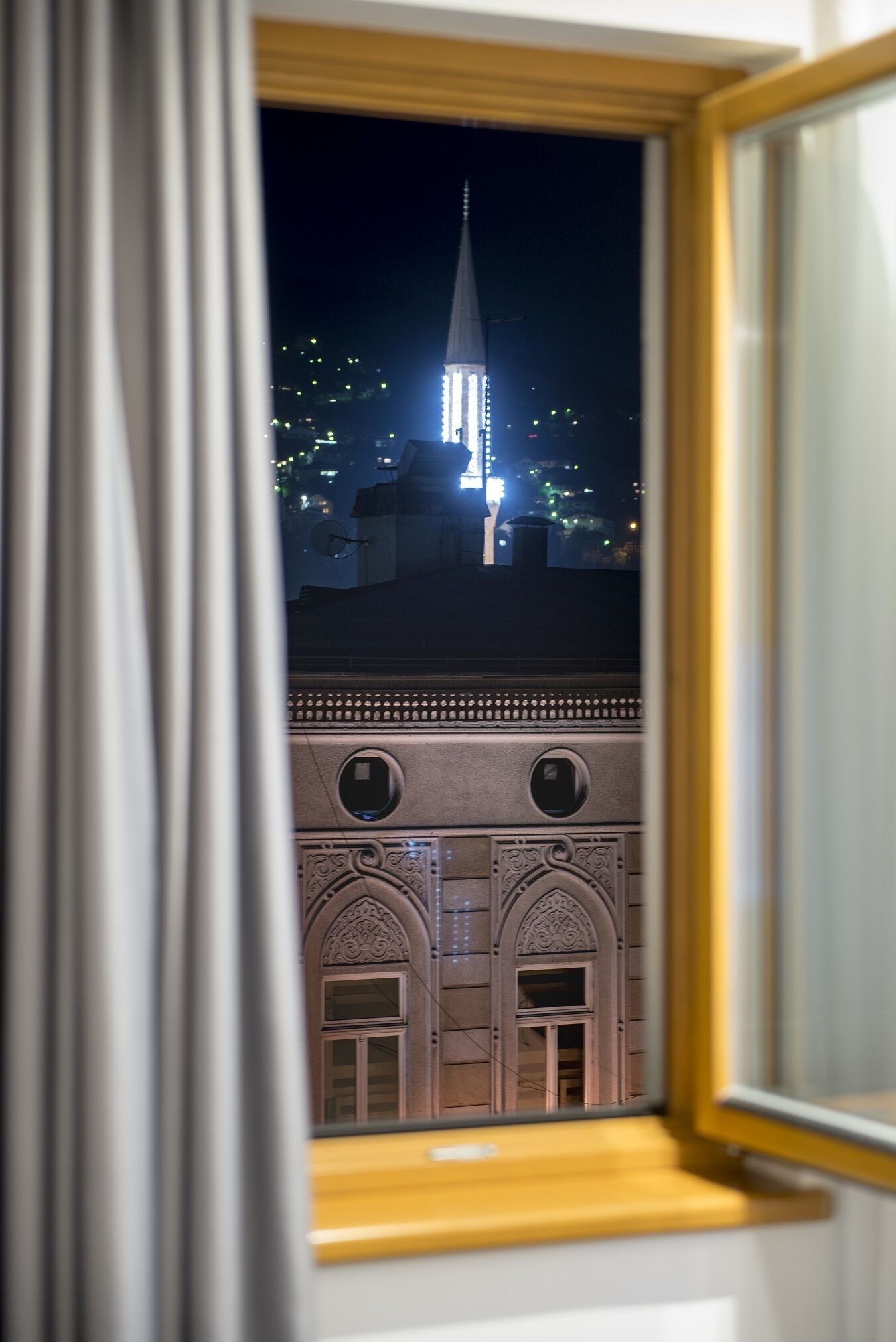 Deluxe Double or Twin Room | View from room