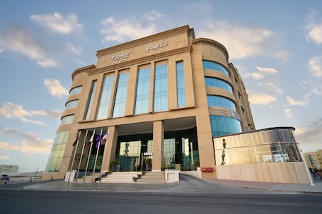 Exterior. TIME Rako Hotel
