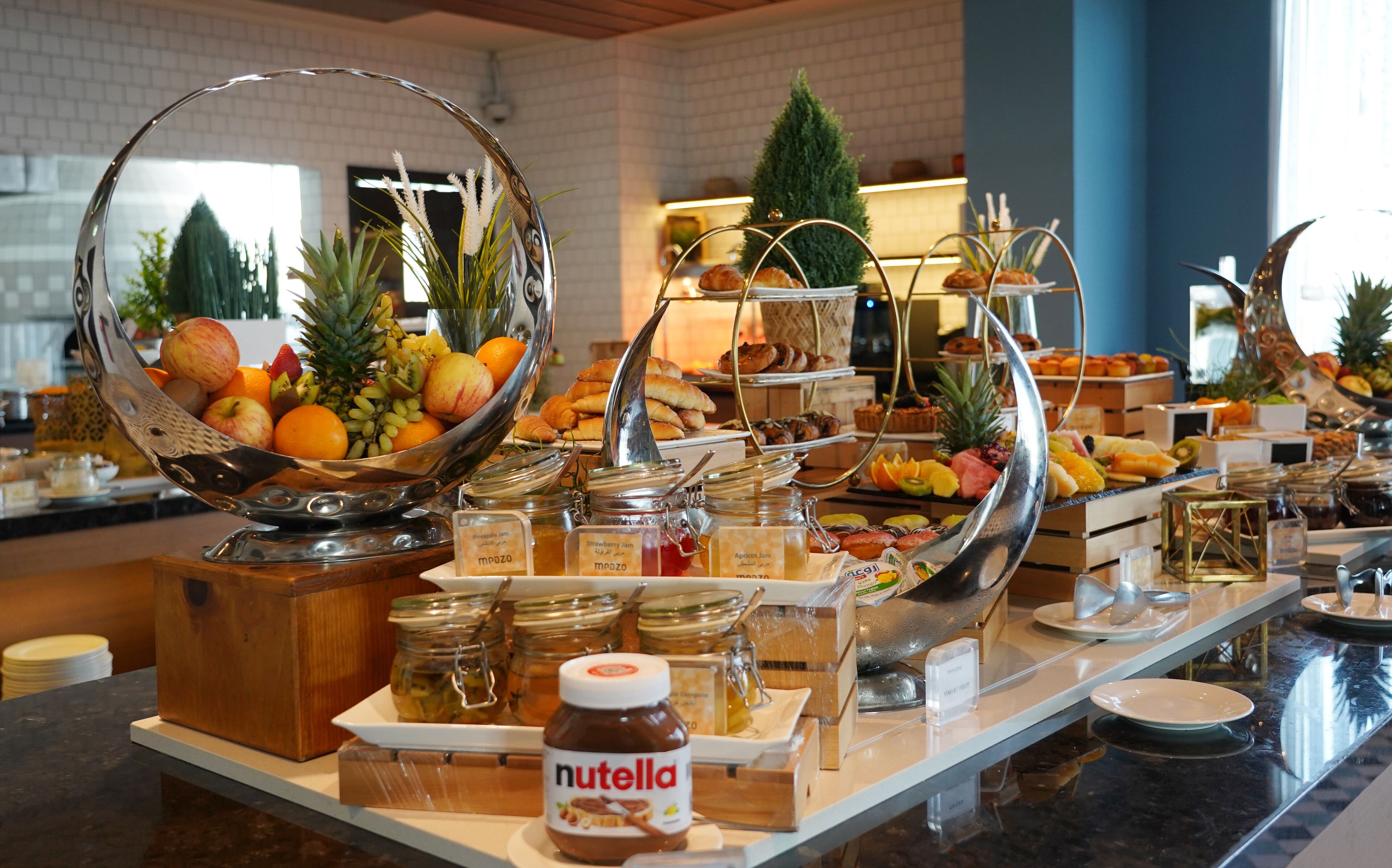 Daily continental breakfast (QAR 50 per person)