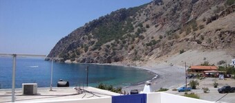 Paralia Rooms