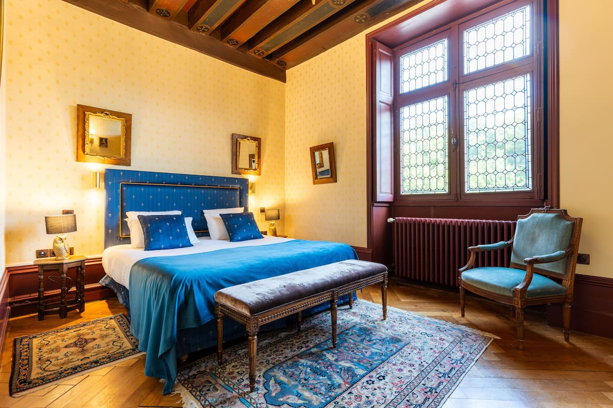 comfort double room (double confort) | premium bedding, minibar, in-room safe, individually decorated