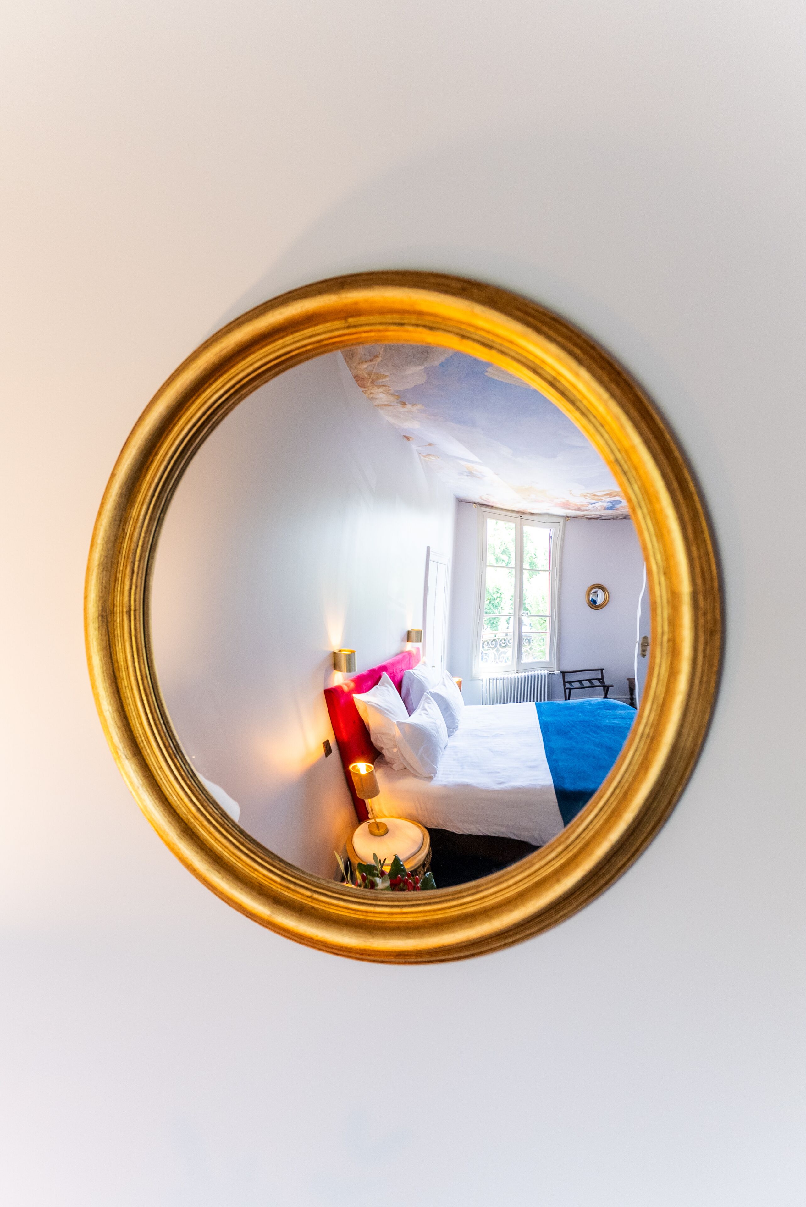 luxury suite | premium bedding, minibar, in-room safe, individually decorated