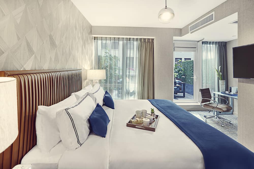 Artezen Hotel