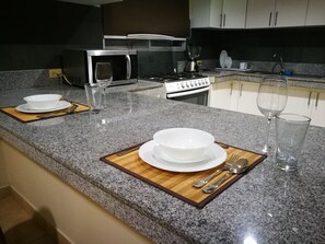 Zona de menjador de l'habitació