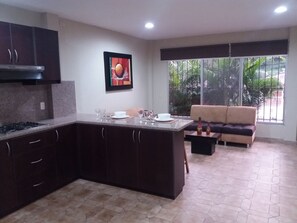 Deluxe-Suite, 1 Queen-Bett, mit Bad, Erdgeschoss | Ausblick vom Zimmer