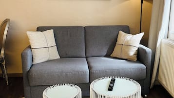 Appartamento Deluxe, 1 camera da letto, non fumatori | Area soggiorno | TV a schermo piatto