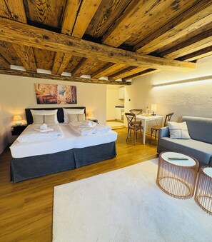 Superior Studio, 1 King Bed with Sofa bed, Non Smoking, City View | Living area | Flat-screen TV