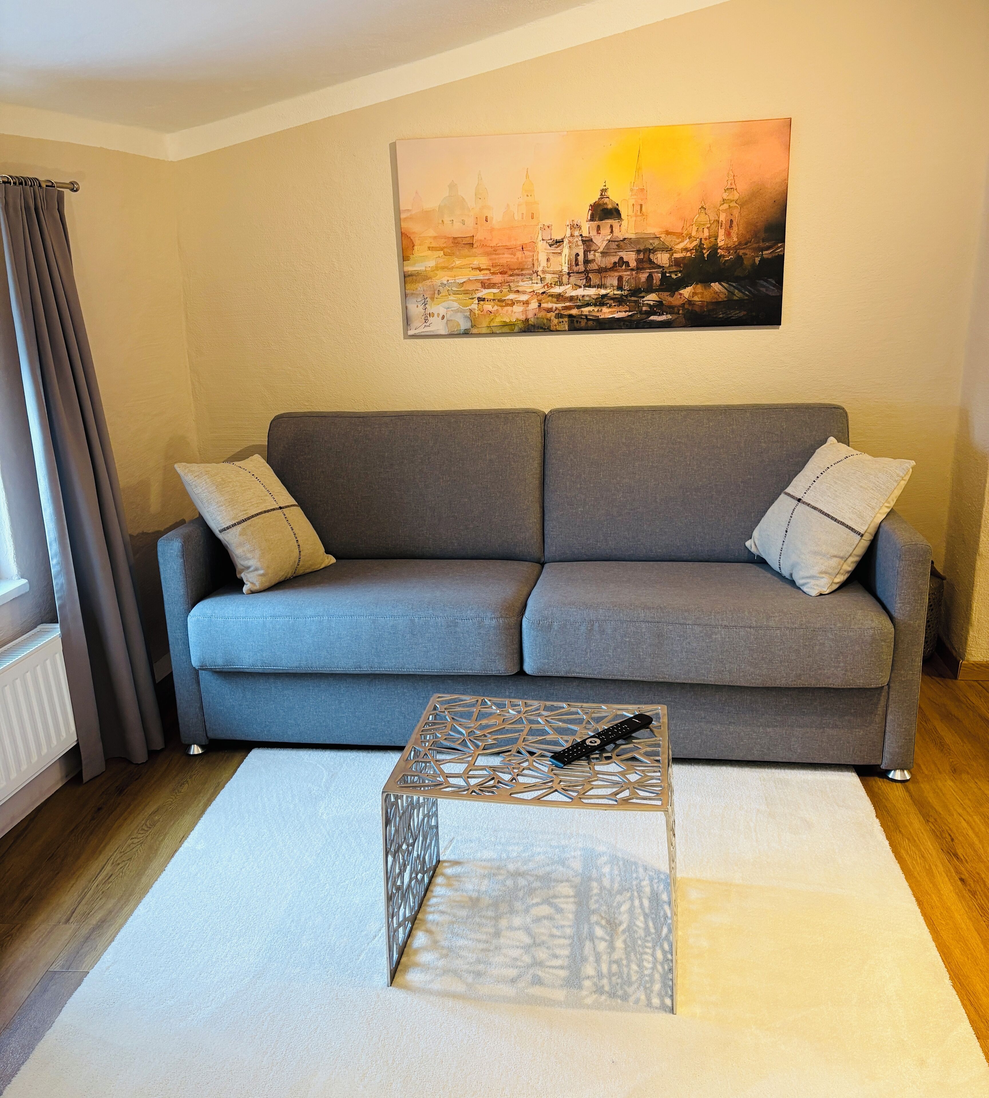 Superior-Apartment, 3 Schlafzimmer, Nichtraucher, Stadtblick | Hochwertige Bettwaren, individuell dekoriert, individuell eingerichtet